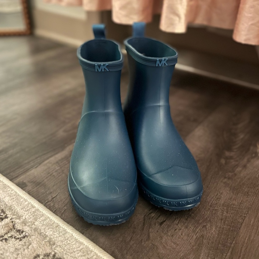 Michael Kors Rain Boots Navy Blue
